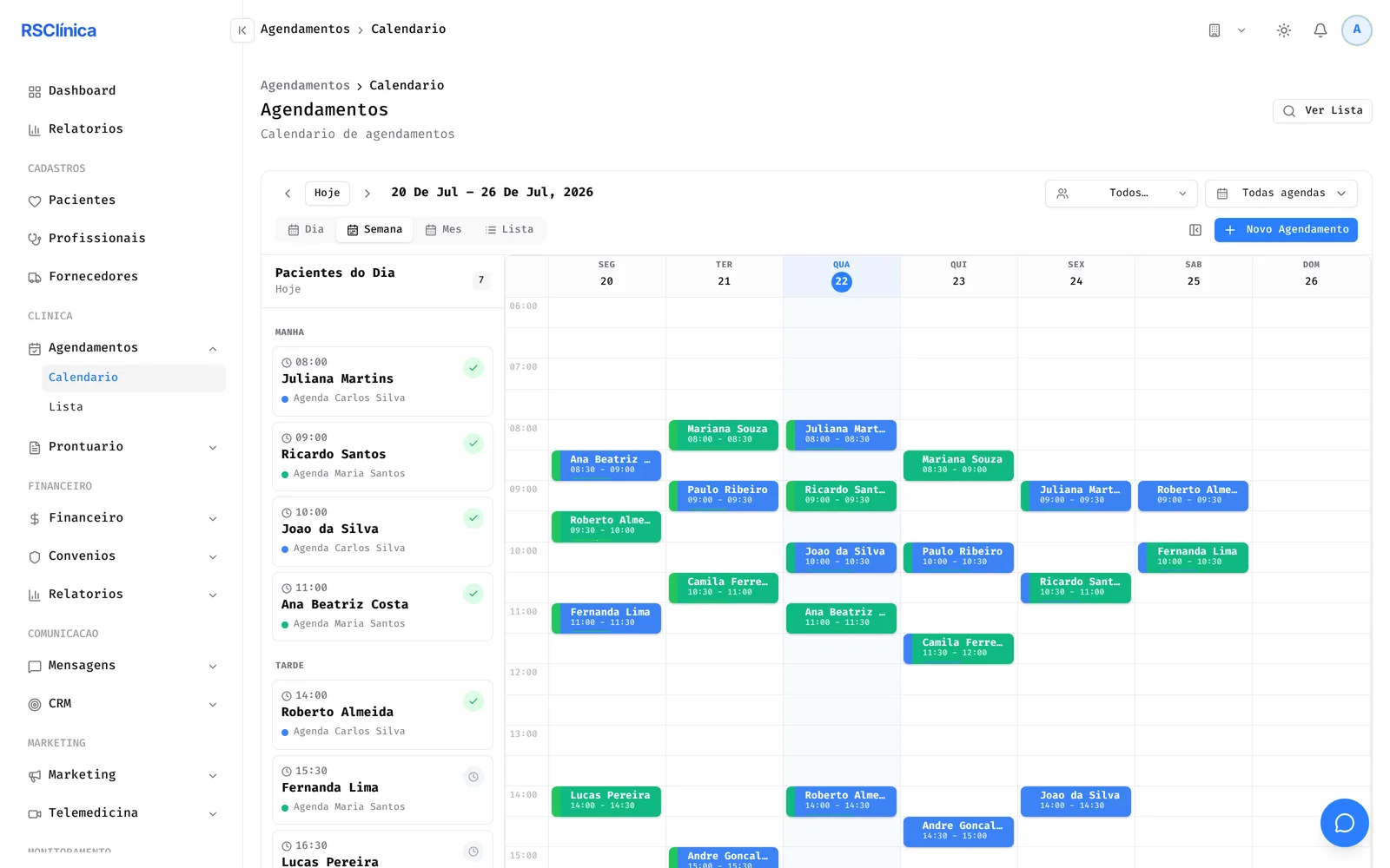 Calendário semanal de agendamentos com pacientes do dia e status coloridos